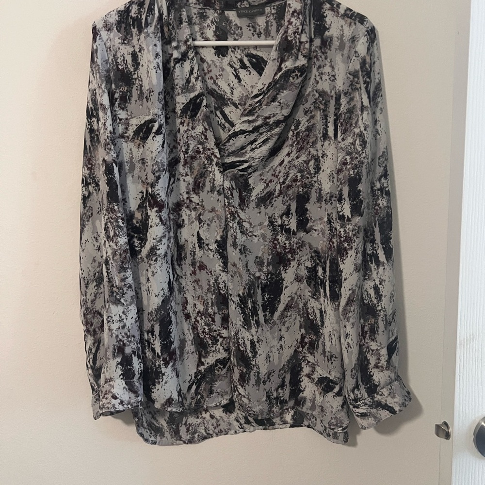 Vince Camuto Black and Gray Abstract Blouse